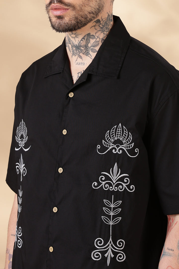 Artwork : Embroidery Black Shirt