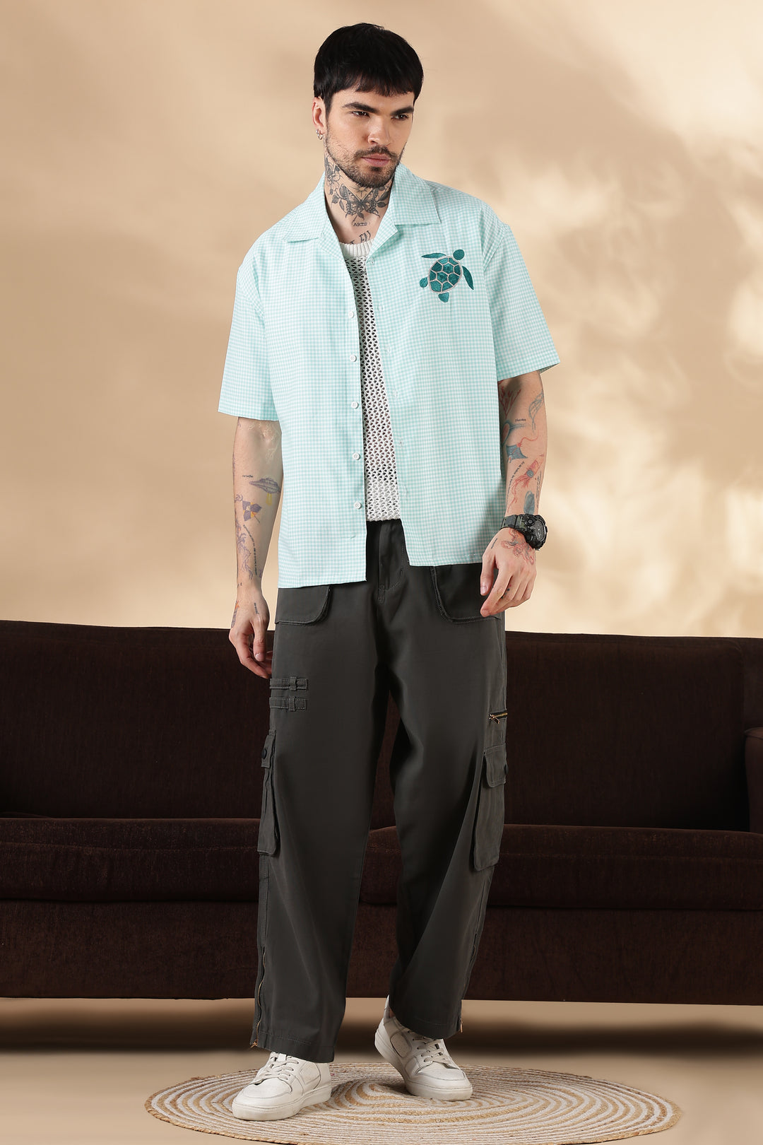 Turtle: Embroidery Oversized Shirt