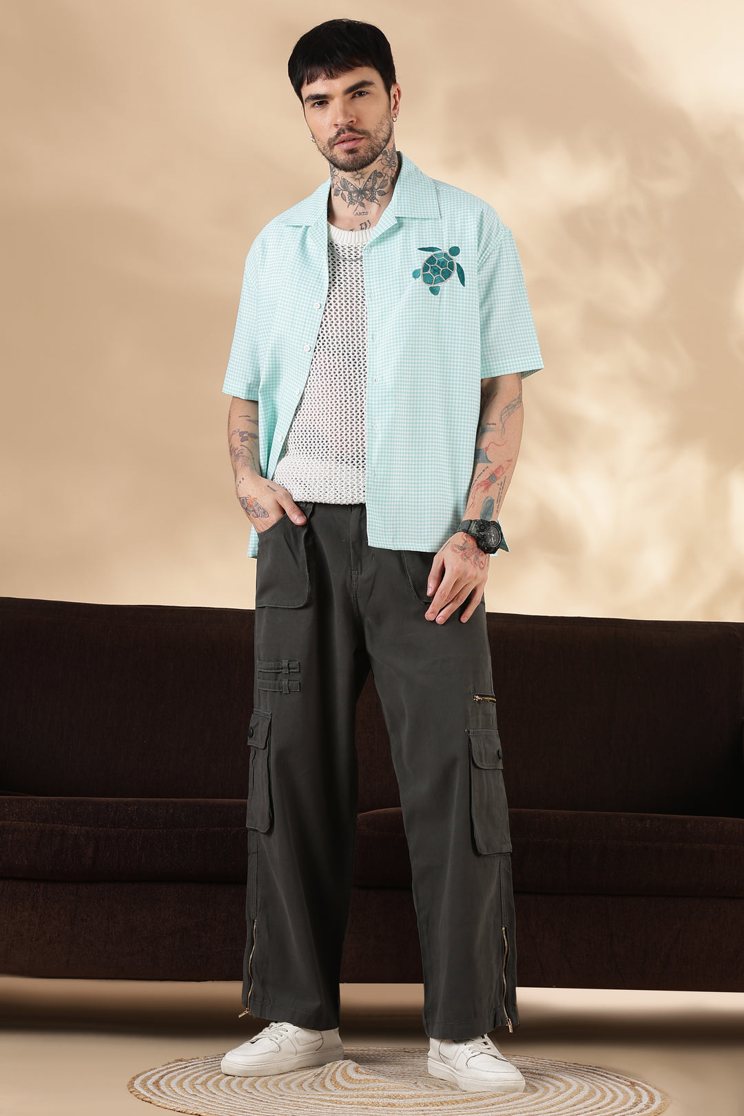 Turtle: Embroidery Oversized Shirt
