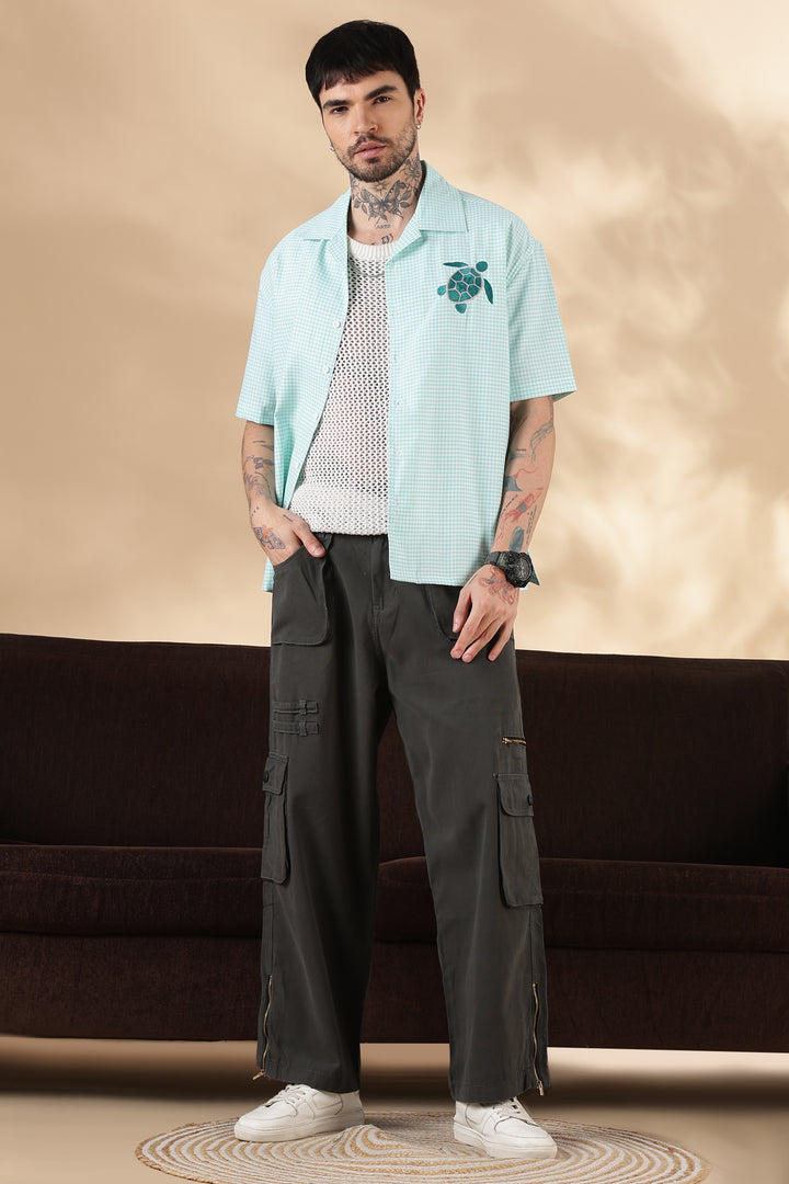 Turtle: Embroidery Oversized Shirt