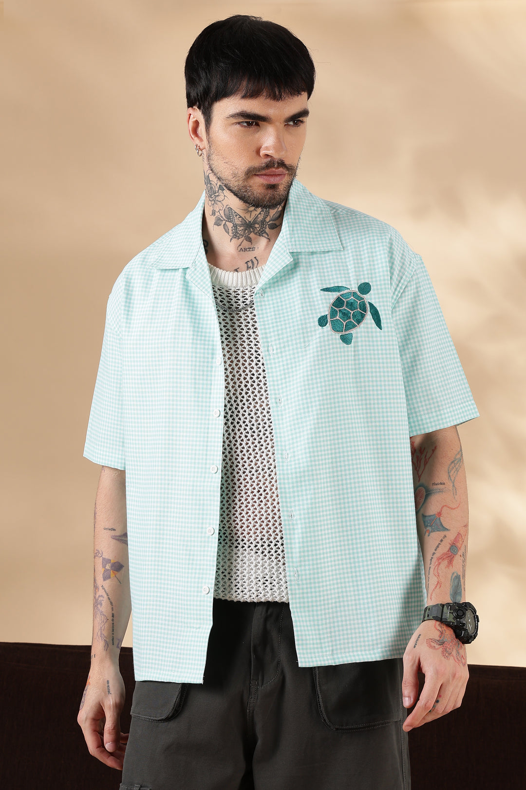 Turtle: Embroidery Oversized Shirt