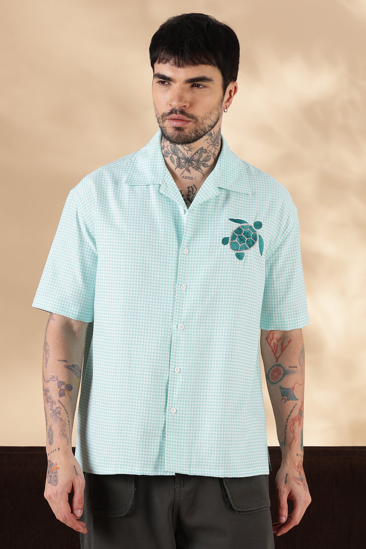 Turtle: Embroidery Oversized Shirt