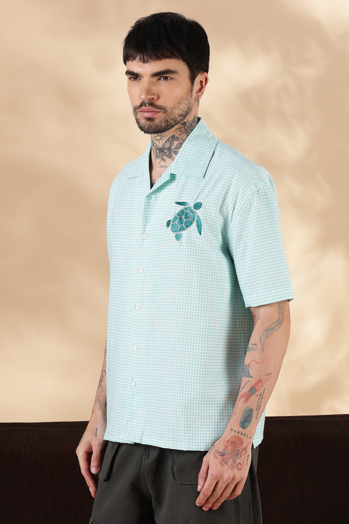 Turtle: Embroidery Oversized Shirt