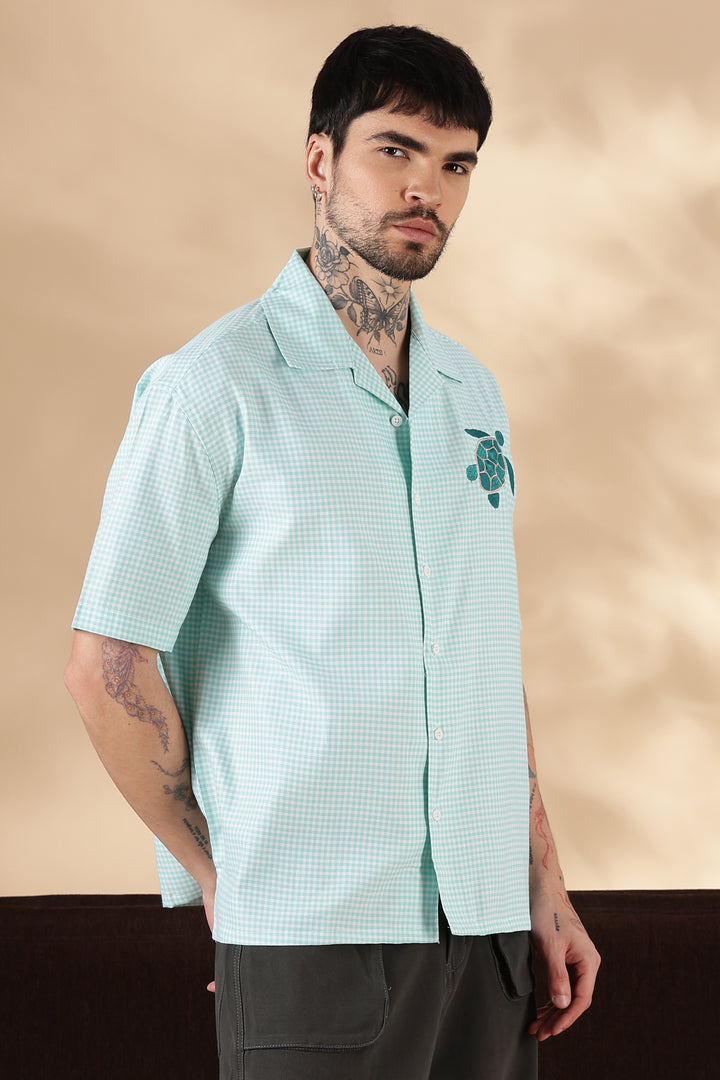 Turtle: Embroidery Oversized Shirt