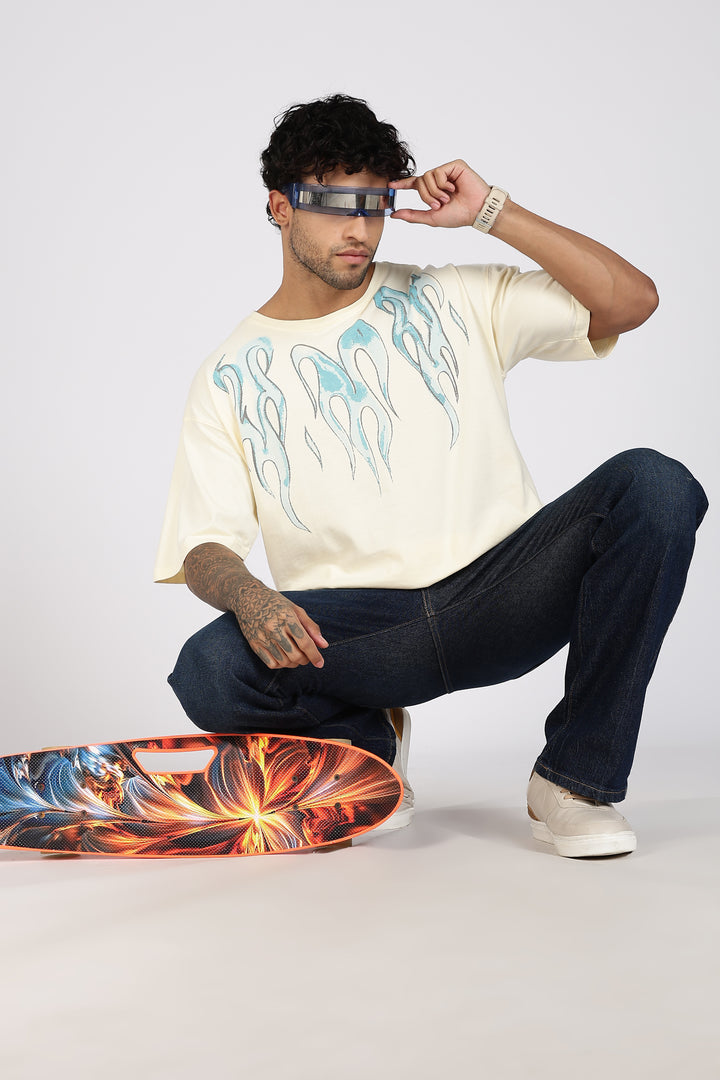 Blue Flames: cream Oversized T-shirt