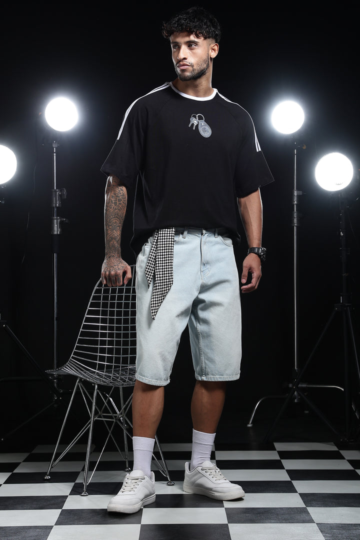 Grey Keychain: Black Oversized T-shirt