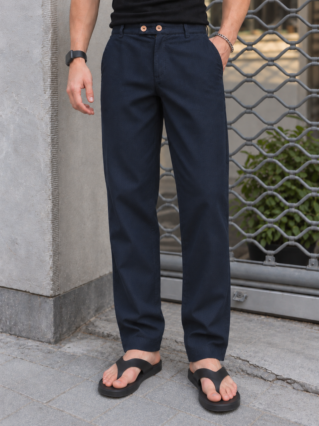 Casual Fit: Navy Linen Pants