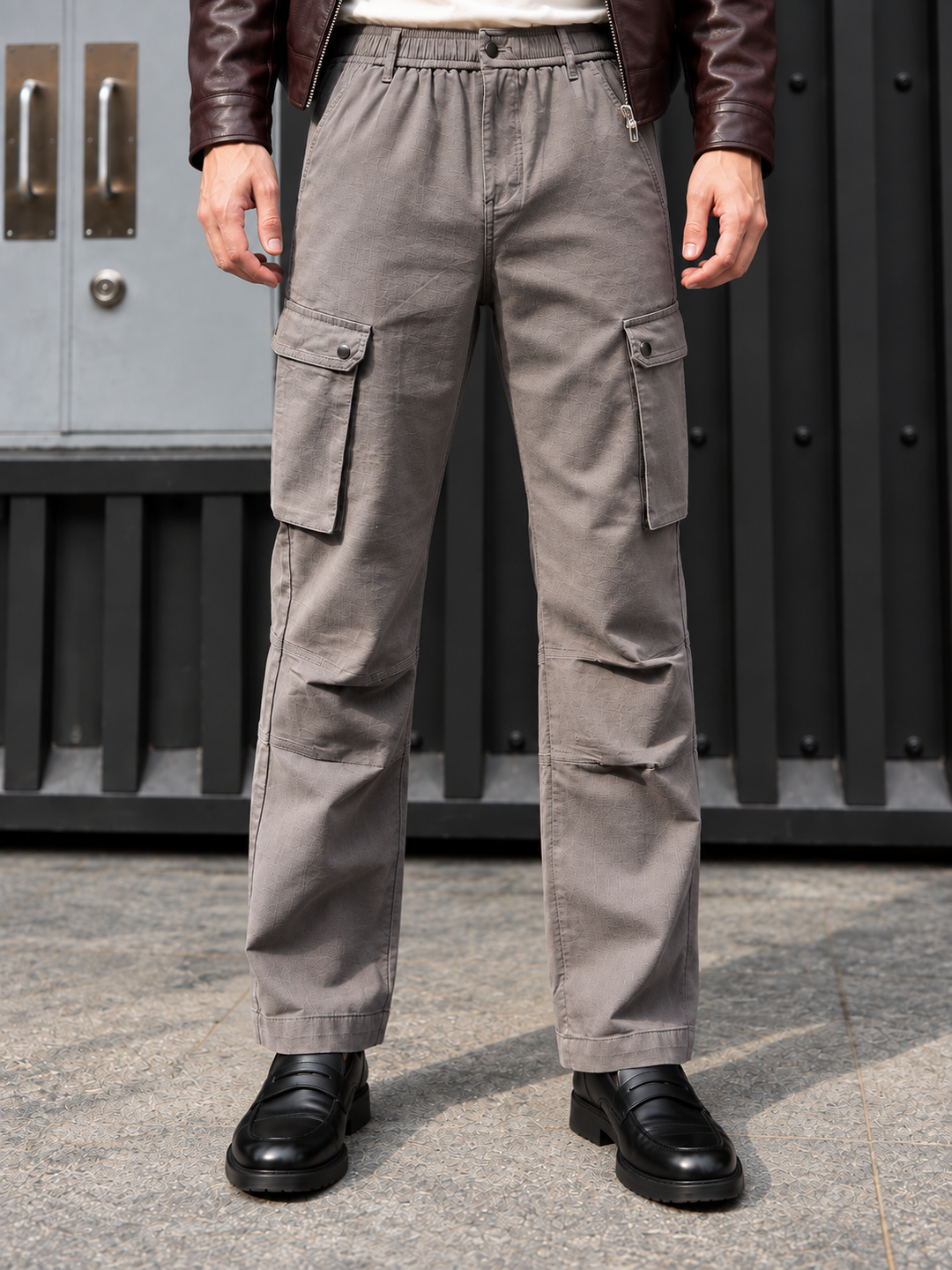 Combat : Dark Grey Regular Fit Cargo Pants