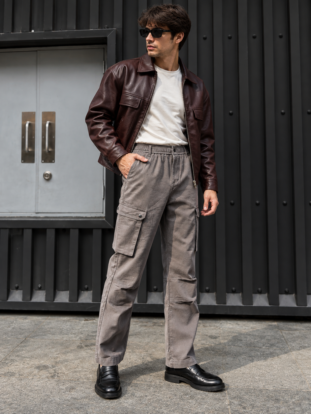 Combat : Dark Grey Regular Fit Cargo Pants